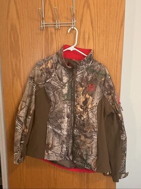 Realtree camouflage lightweight jacket